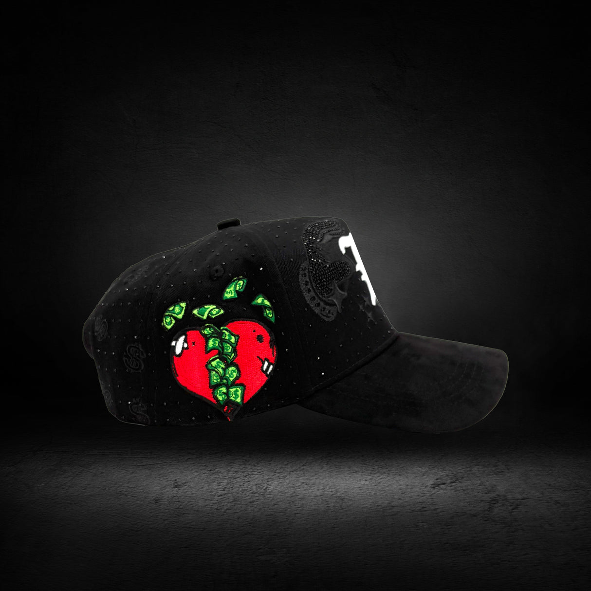 ENFOCADO EN EL DINERO.