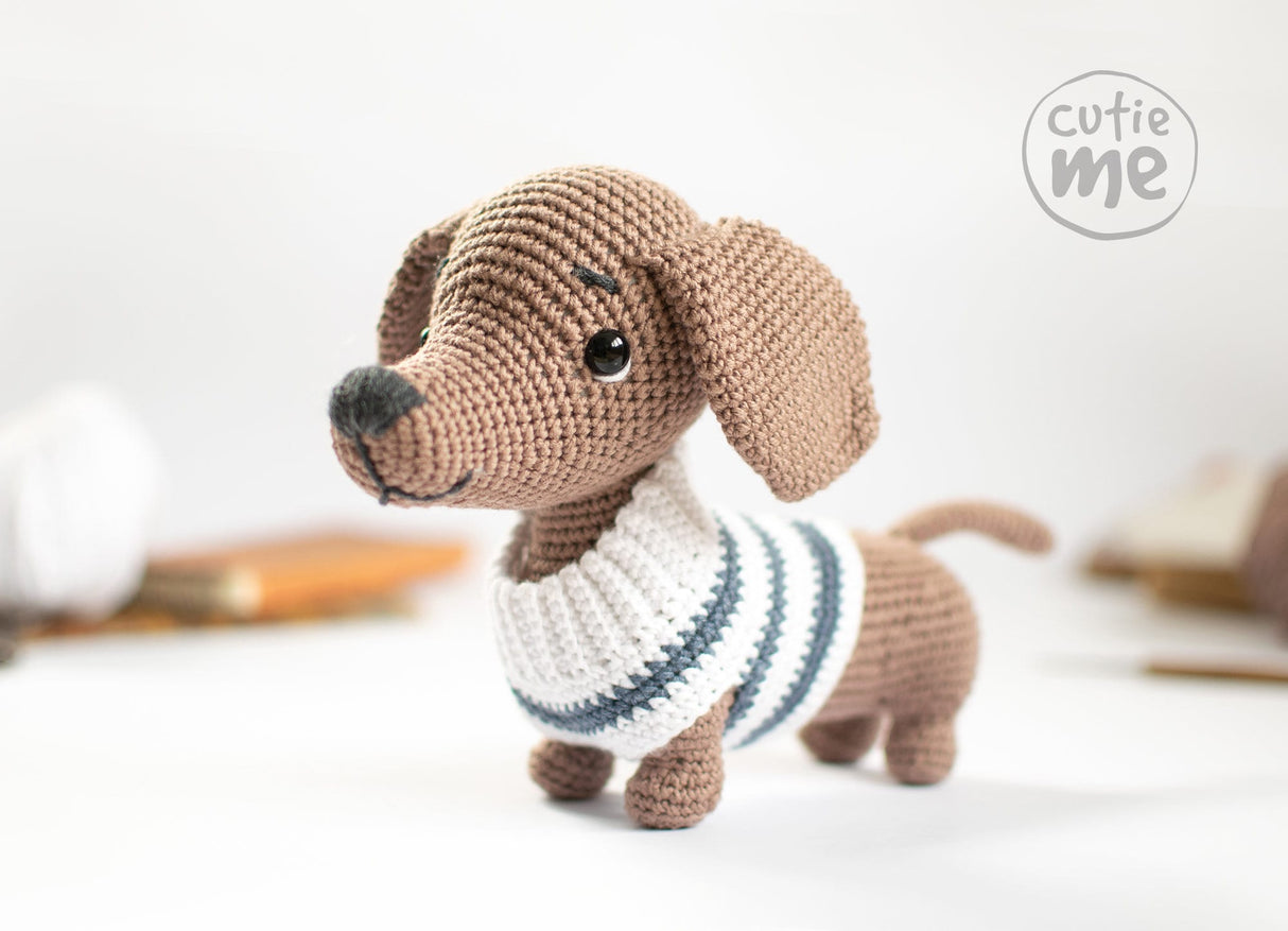 Crochet Dachshund Dog Pattern PDF | Yumi in a Sweater