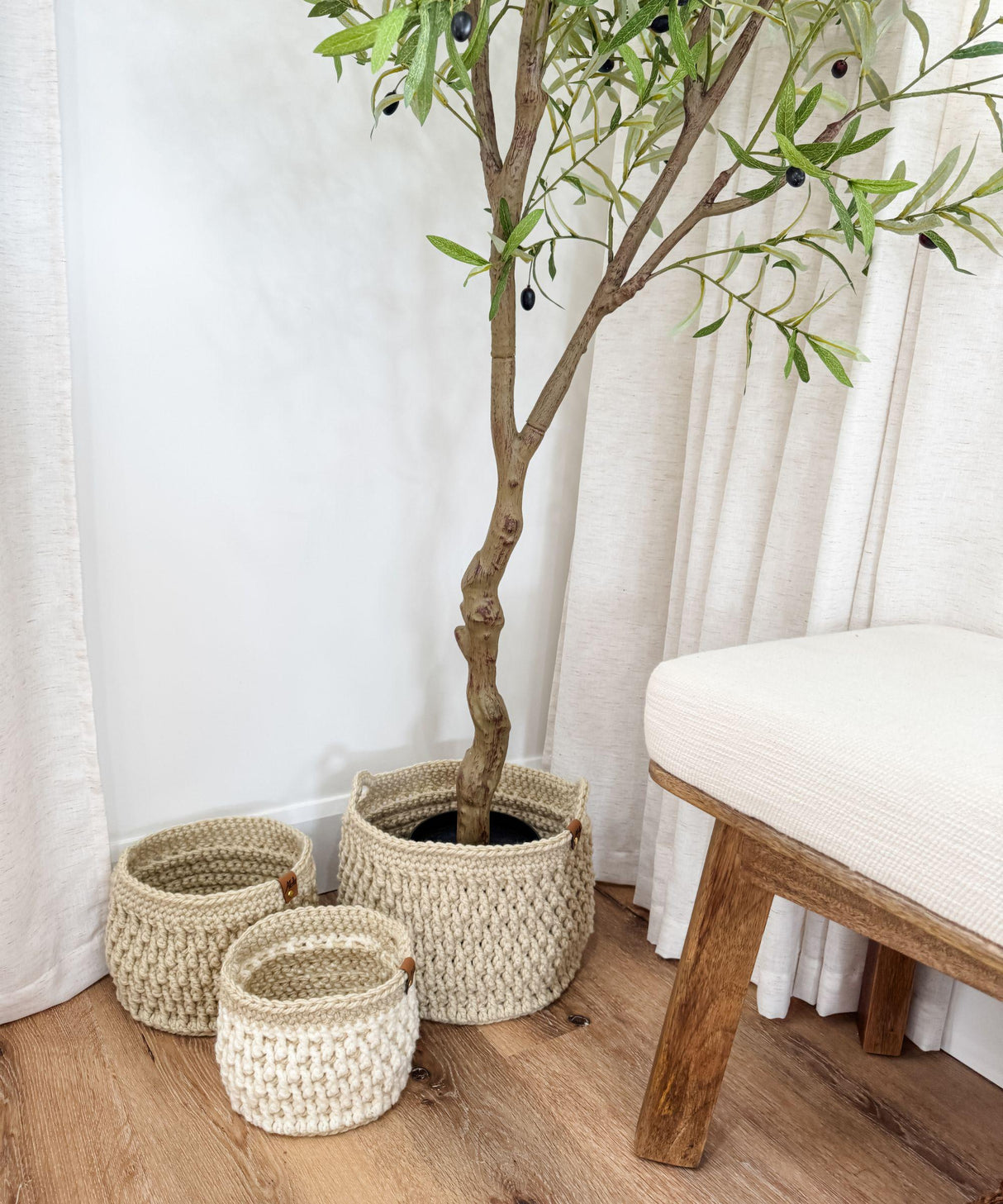 Homebody Baskets Crochet Pattern | 4 Sizes & Video Tutorial