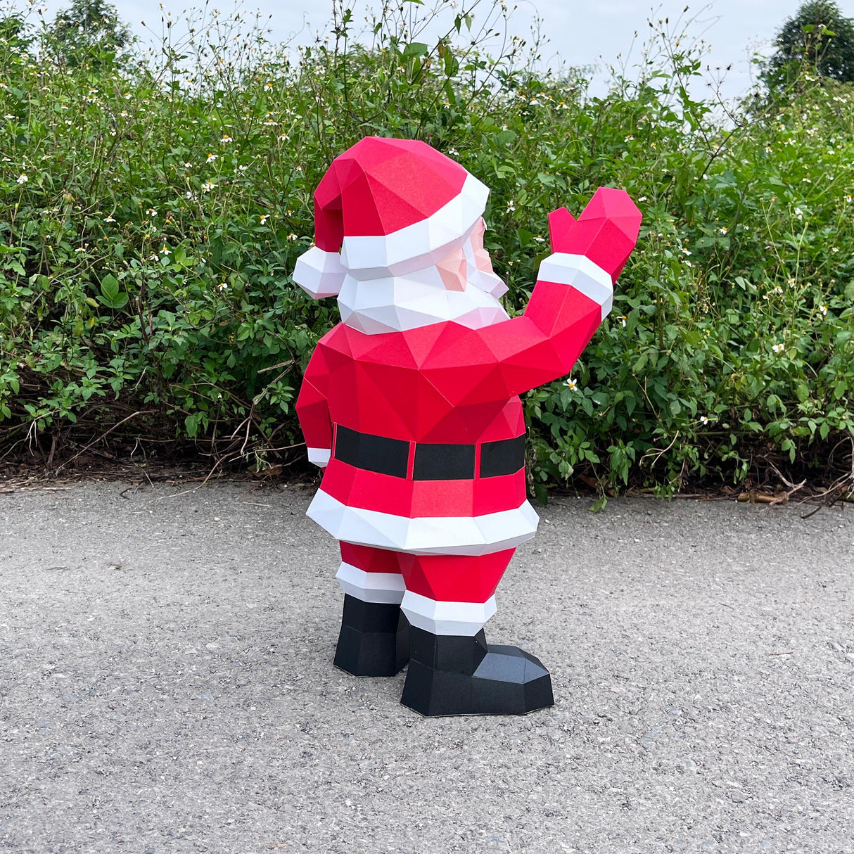 Santa Claus Papercraft SVG | 3D Christmas Decor Cut Files | Cricut & Cameo